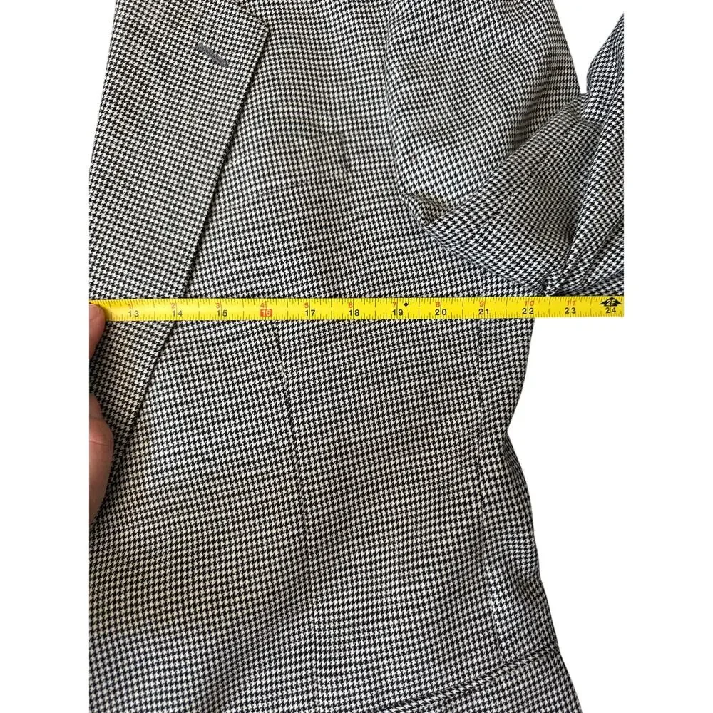 Vintage Macy’s Men’s Wool Blazer Jacket – Black & White Houndstooth – Size 44L